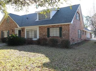 820 Voohries Dr, Baton Rouge, LA 70815