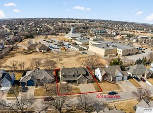 5512 S 166th St, Omaha, NE 68135