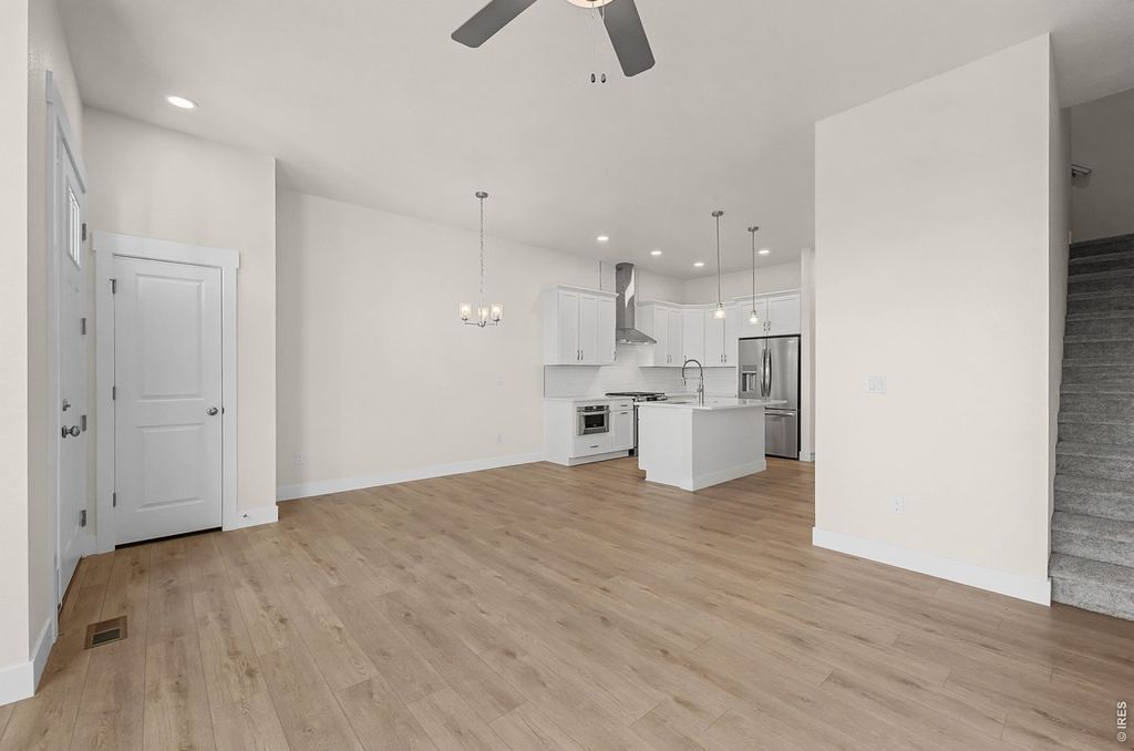 4216 Trapper Lake Dr