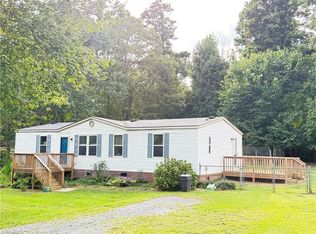 6435 Georgia Dr, Randleman, NC 27317