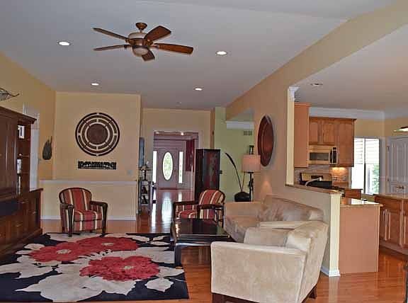 5th image of 2635 Wessex Dr