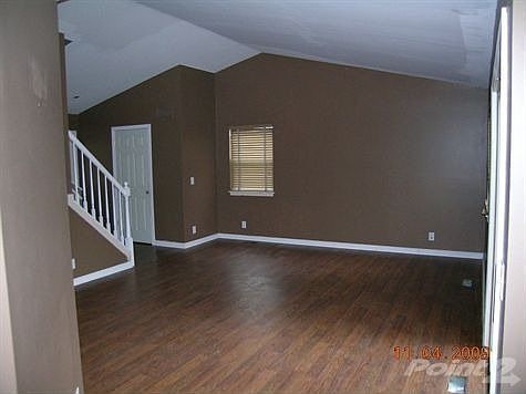 5th image of 1176 Fairview Dr
