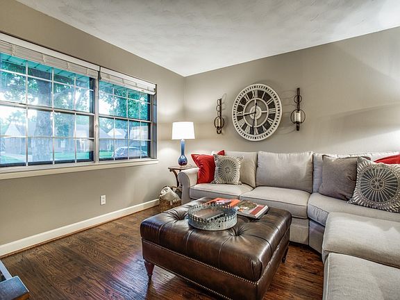 4th image of 9642 Lanward Dr