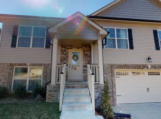 1008 Sunrise Dr, Clarksville, TN 37042