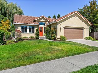 2221 Sunlit Ann Dr, Santa Rosa, CA 95403