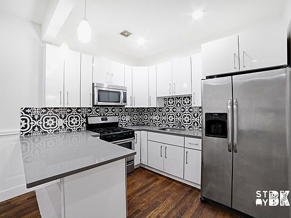 4th image of 14 Woodbine St #2F