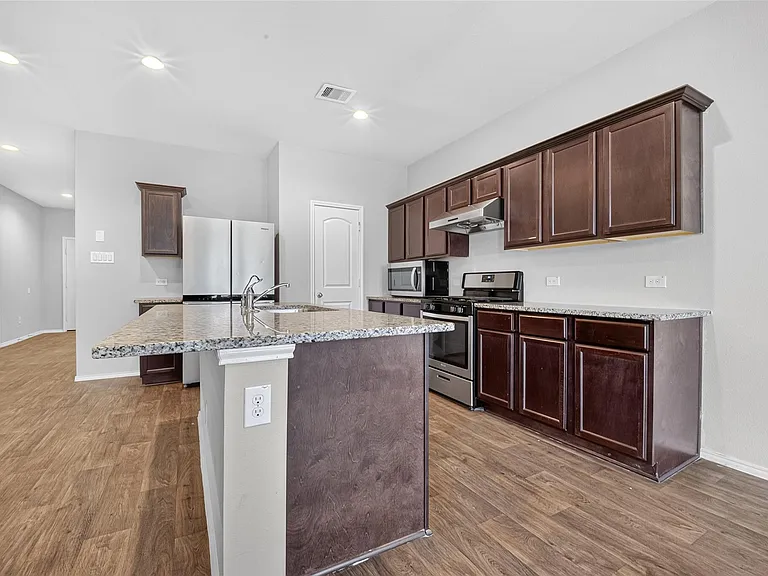 2330 Georgina Falls Dr — Photo 8