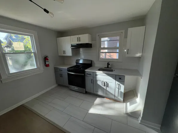 14 Poe Ave #H2, Newark, NJ 07106