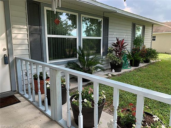 4th image of 1149 NW 28th Ave