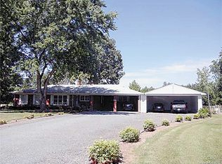 1322 Haywood Rd, Mount Gilead, NC 27306