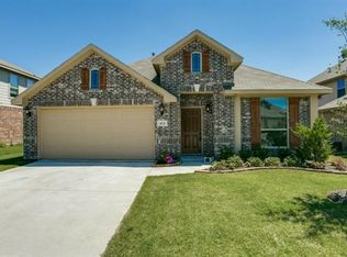 1074 Carpenter Ct, Lavon, TX 75166