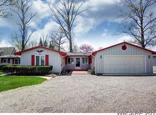 10422 Buckeye Dr, Huntsville, OH 43324