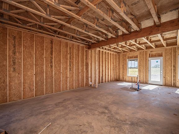 4th image of 5064 Coventry Way