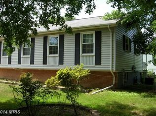 8200 Gleaves Ct, Alexandria, VA