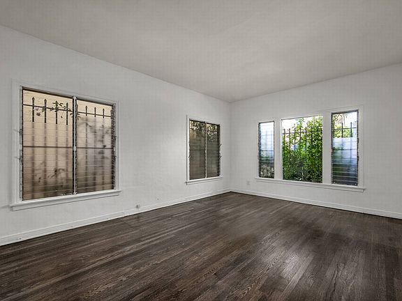 5th image of 458 N Ogden Dr #2