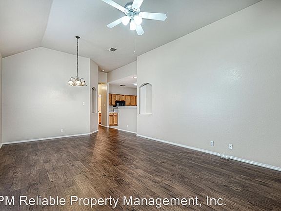 3rd image of 2853 Southampton Way APT A