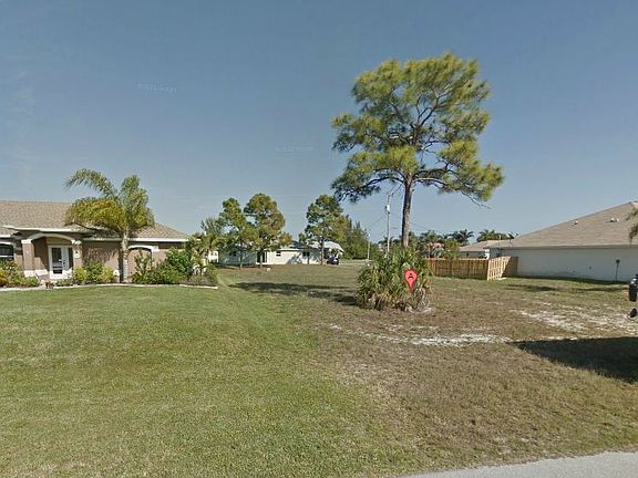 3rd image of 3821 SW 20th Pl