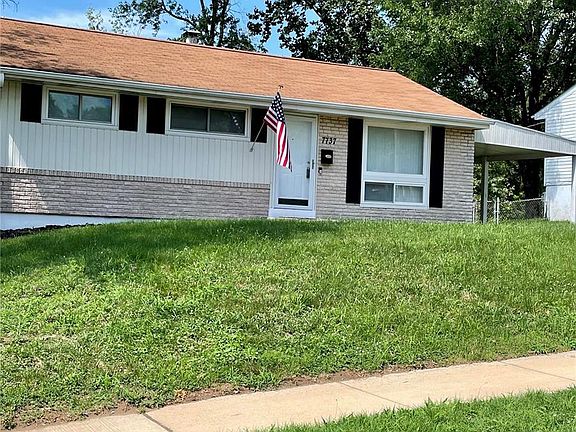 2nd image of 7737 Paddington Dr