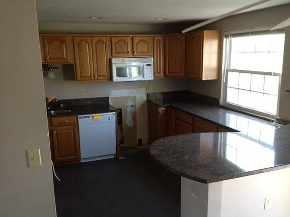 3rd image of 4018 Rymark Ct