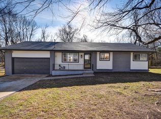 3528 E Fruitwood Ln, Springfield, MO 65809
