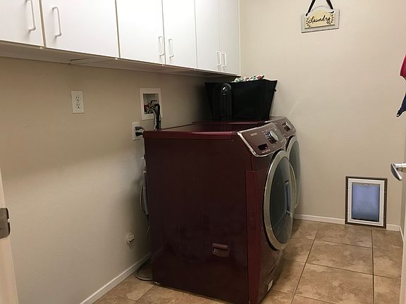 5th image of 663 Granite Rapids St