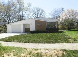 15201 Leslie Ave, Oak Park, MI 48237