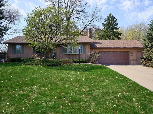 5505 Cottage Ave, White Bear Township, MN 55110