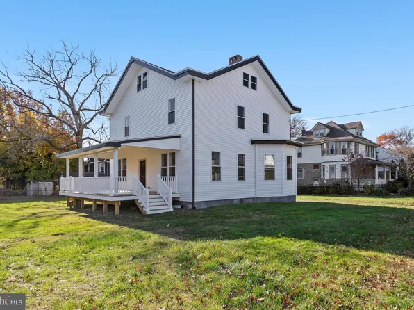 20 W Ward St, Ridley Park, PA 19078
