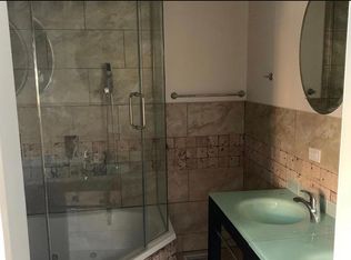 6611 S Kenwood Ave, Chicago, IL 60637