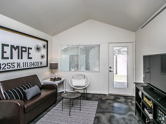 3rd image of 2309 S College Ave APT 18
