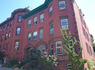 6 Thayer St #1, Brookline, MA 02445