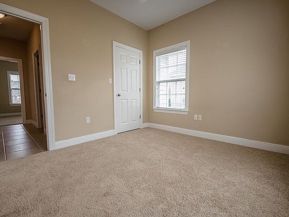 2nd image of 4084 Northlake Dr