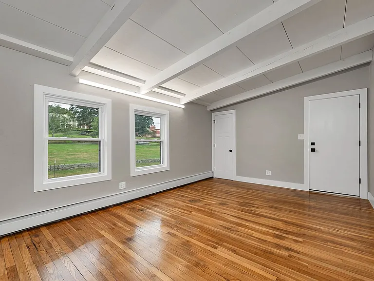 175 Pleasant St #3A — Photo 7
