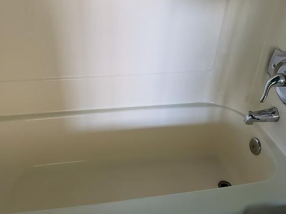 2nd image of 1541 E Harmon Ave APT 204
