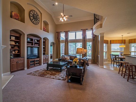 You can See how Well it Connects to the Kitchen Bar and Breakfast Sitting.