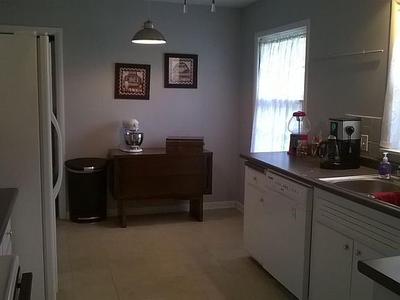 Kitchen & Breakfast nook