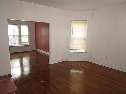 2nd image of 3126 W Flournoy St
