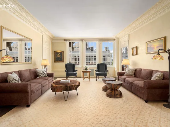 45 East 66th Street 10W image 1 of 11