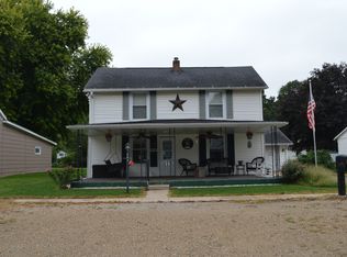 125 N Washington St, Tiskilwa, IL 61368
