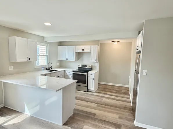 8216 199th Ave, Bristol, WI 53104