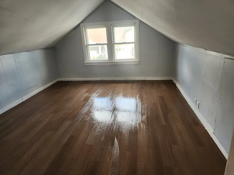 15755 Fairfield St — Photo 10