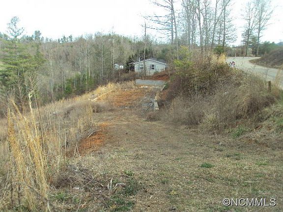 2nd image of 15 Trent Dr