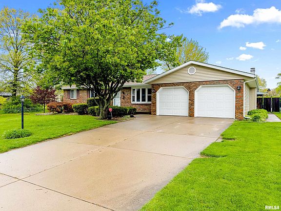 3rd image of 4511 W Beth Ct