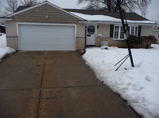 6449 Fairhaven Rd, Mayfield Heights, OH 44124