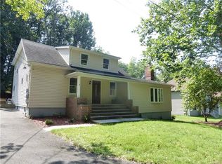 4 Park Ave, Valley Cottage, NY