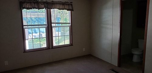 5th image of 5049 Valentine Ln