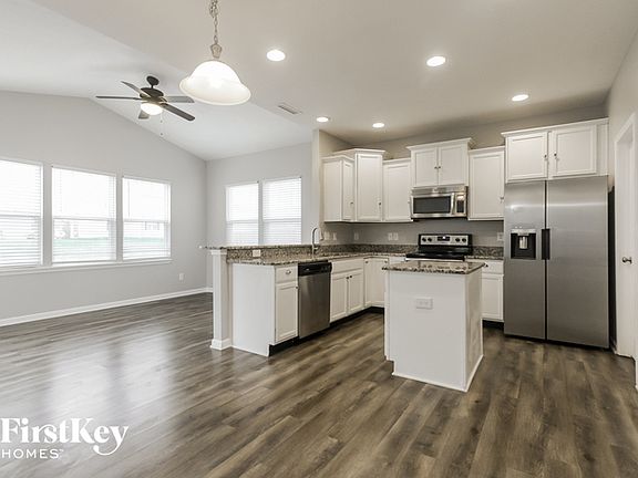 5th image of 2398 Solidago Dr