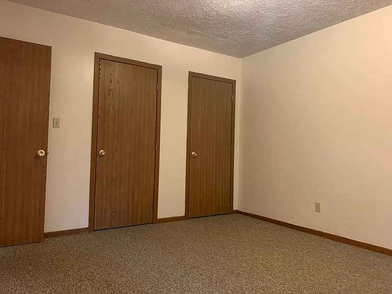 2858 University Ave — Photo 23
