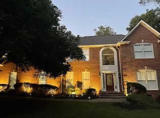 2032 Lyons Ridge Rd, Knoxville, TN 37919