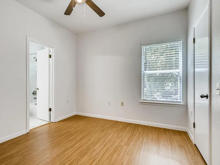 1206 Maple Ave #B — Photo 11